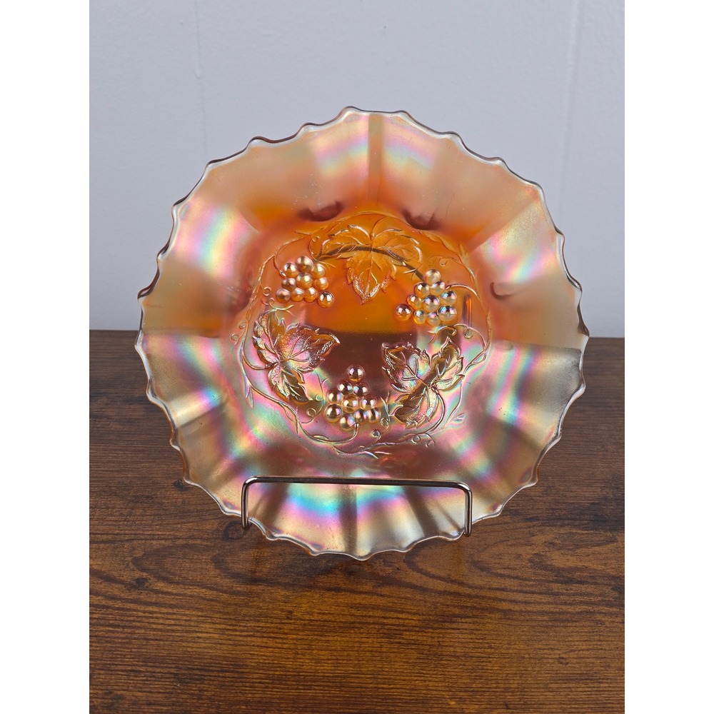 Dugan‎ Golden Grape Carnival Glass Ruffled Bowl 7.5" Vintage
